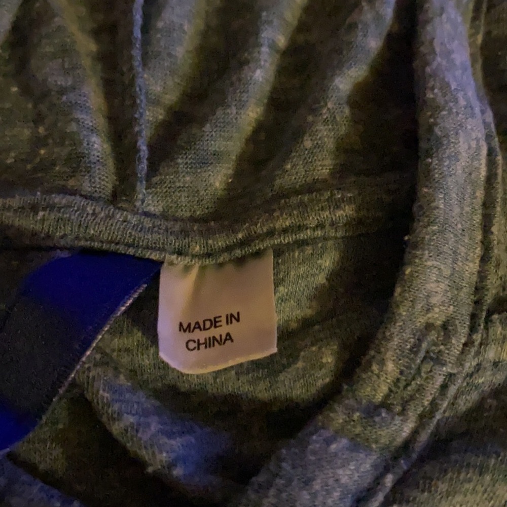 Sweater - Picture 3 of 3